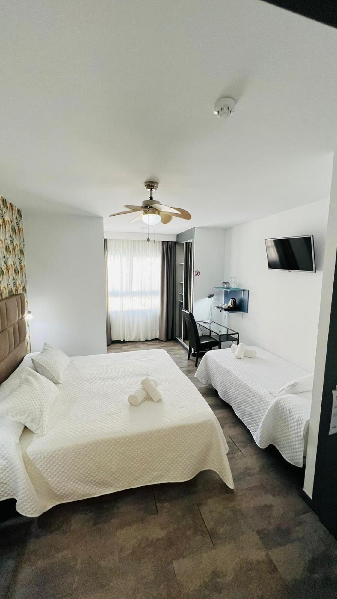 Bajondillo Beach Cozy Inns (Adults Only) Torremolinos Exterior foto