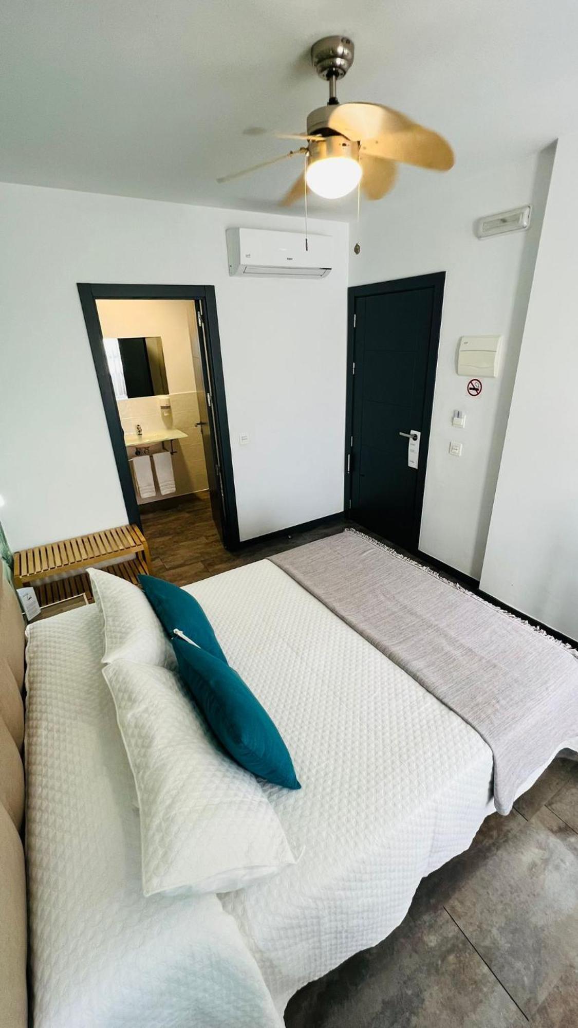 Bajondillo Beach Cozy Inns (Adults Only) Torremolinos Exterior foto