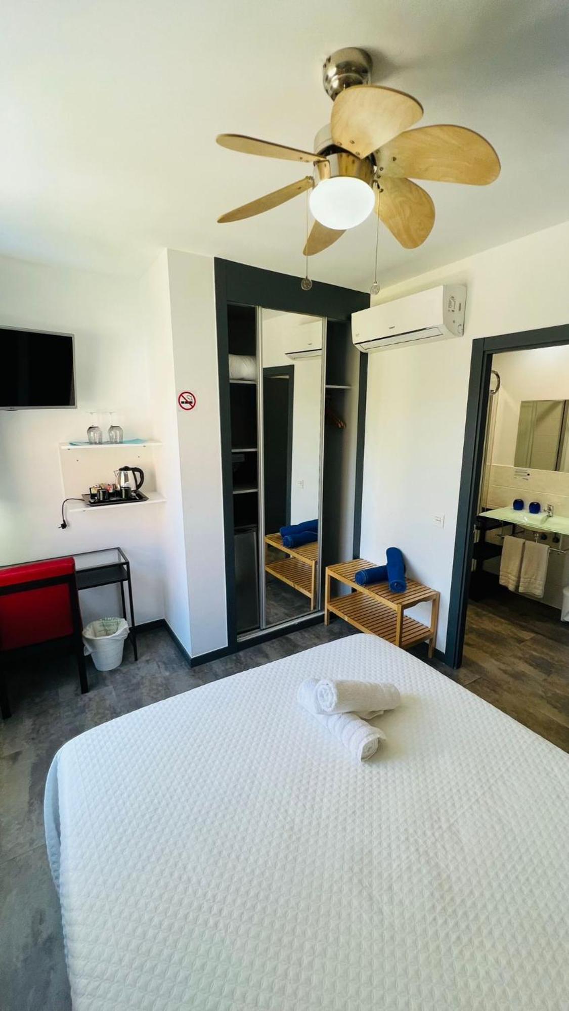 Bajondillo Beach Cozy Inns (Adults Only) Torremolinos Exterior foto