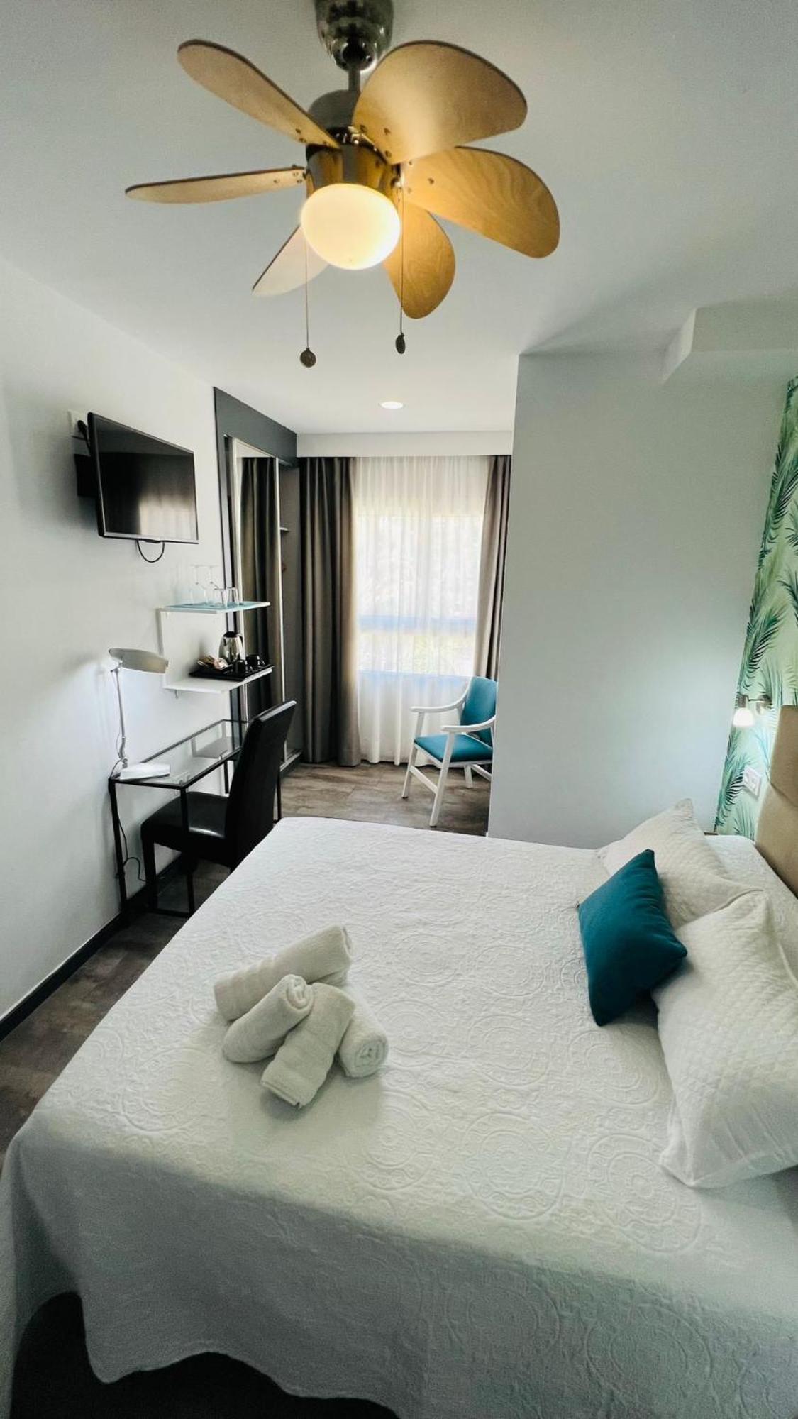 Bajondillo Beach Cozy Inns (Adults Only) Torremolinos Exterior foto